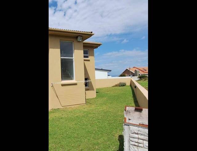 3 BEDROOM HOUSE FOR SALE IN DANA BAY